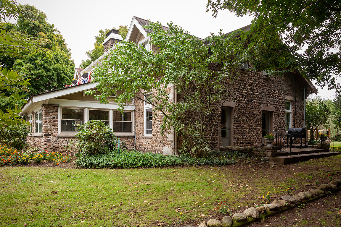 Cobblestone Tour Har-8 190928_0308LR